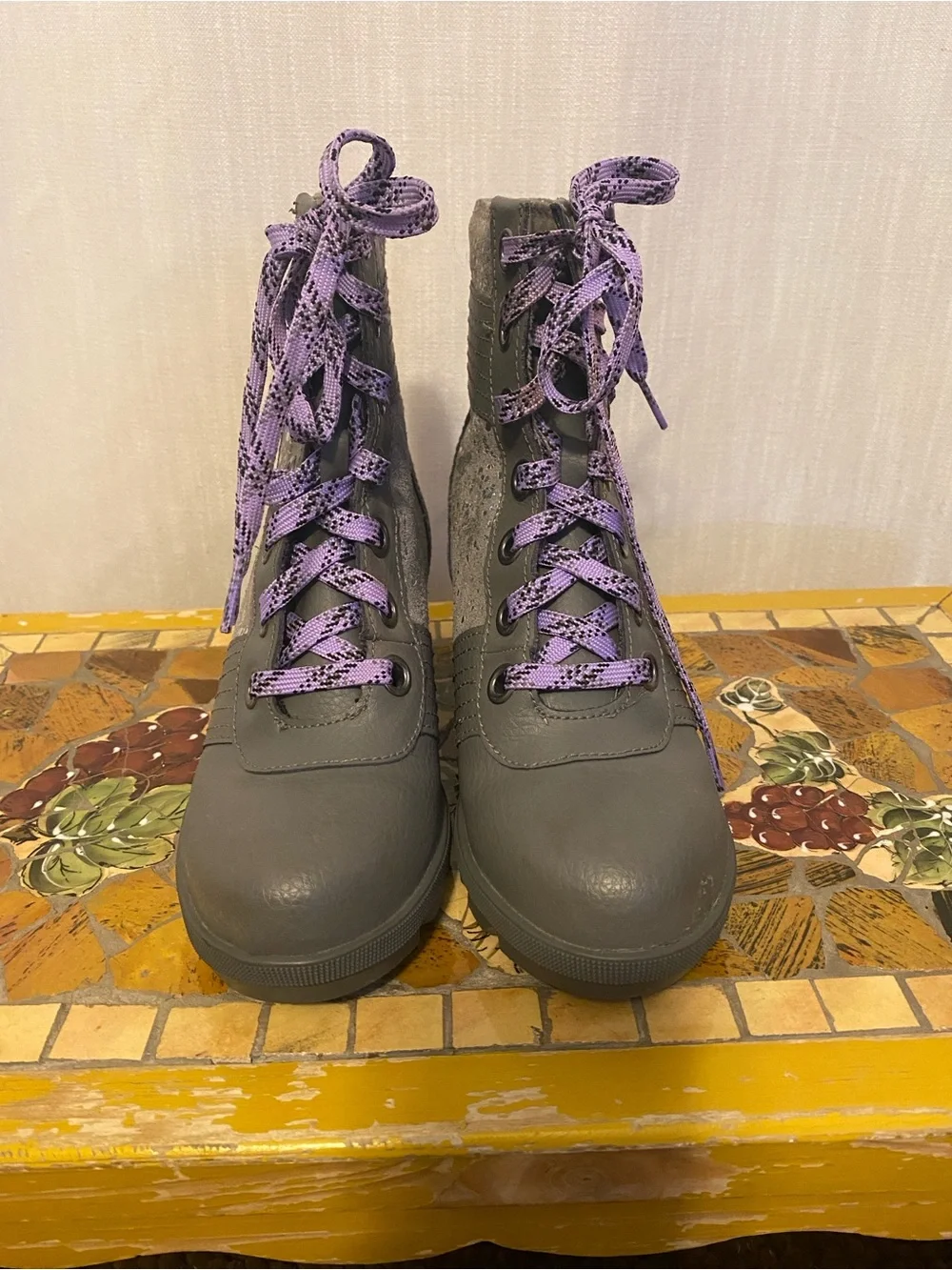 Sorel Gray Hidden Wedge Lace-Up Boots with Purple Laces